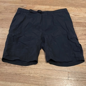 Mens‎ Columbia shorts size large black hiking,fishing camping